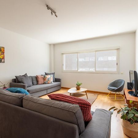 Modern Apartment In Parque Das Nacoes Lisbon Exterior photo
